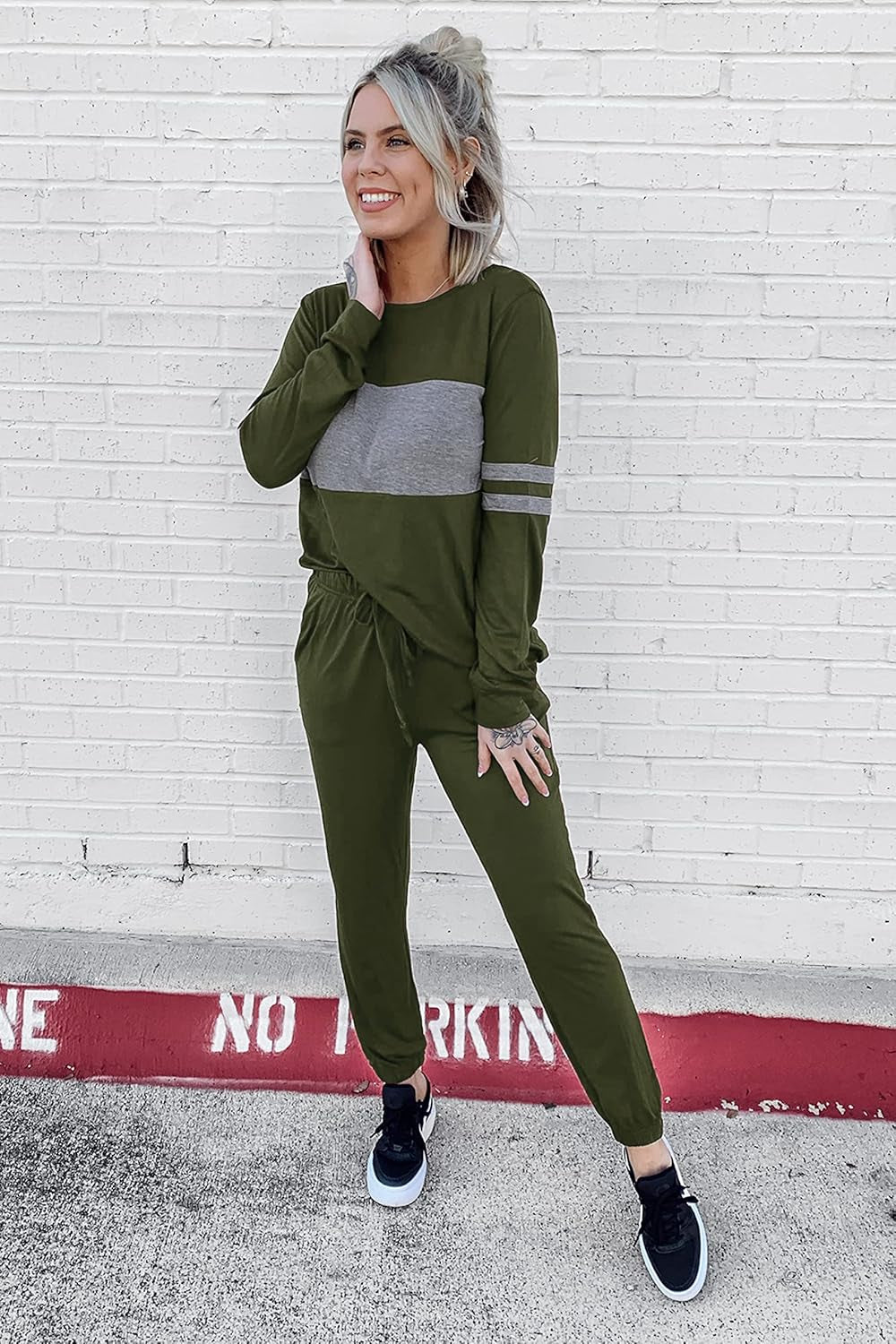 Women'S Color Block 2 Piece Tracksuit Crewneck Long Sleeve Tops Long Sweatpants Outfits Lounge Sets